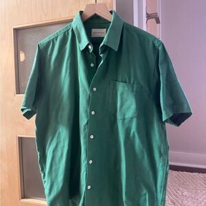 Far Afield Men’s Green Short Sleeve Shirt